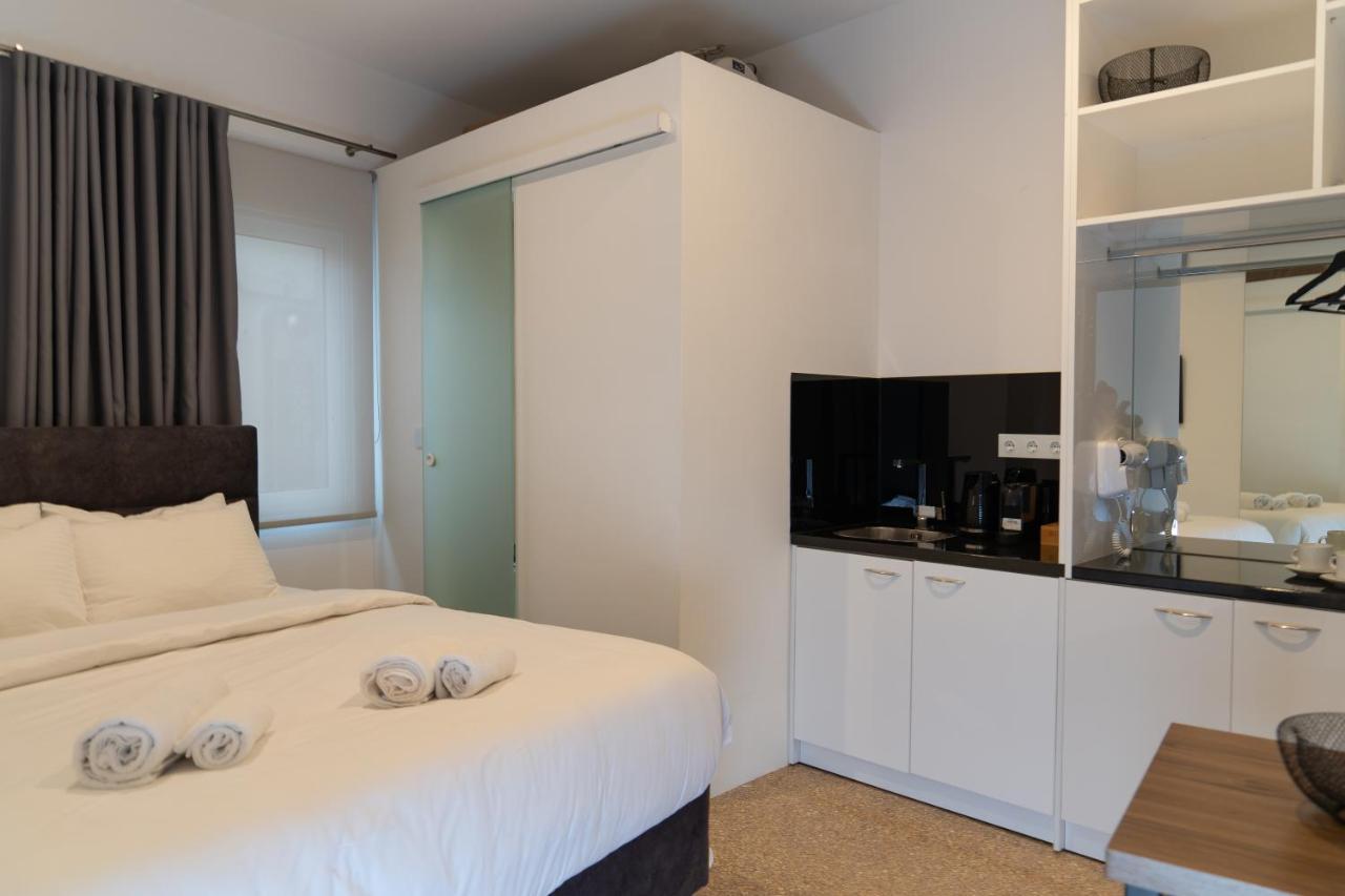 Dema Luxury Suites - Lekka E3 Athens Ngoại thất bức ảnh
